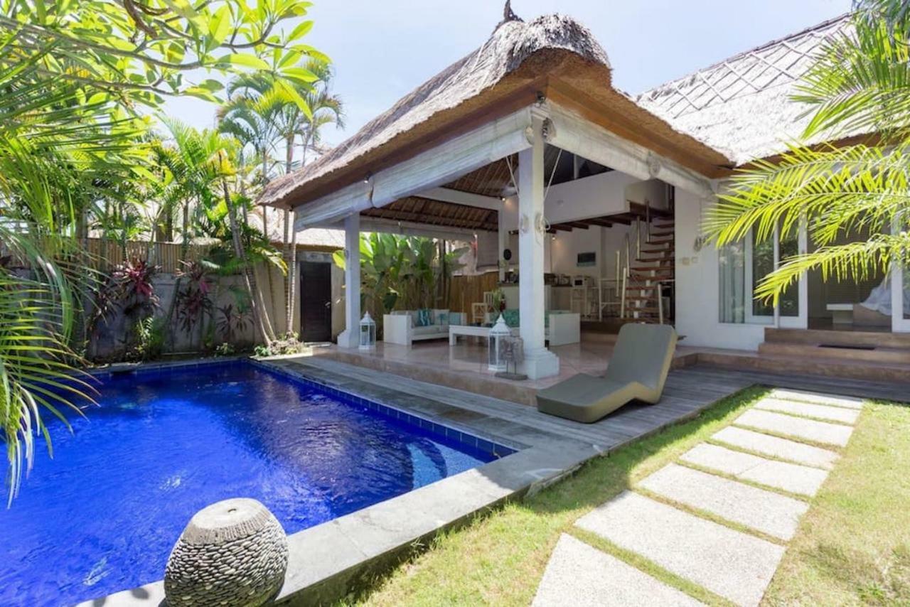 Villa Bliss A Paradise Of Three Independent Villas Canggu  Exterior photo