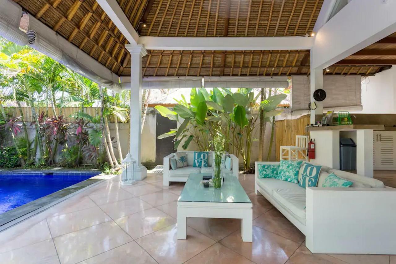 Villa Bliss A Paradise Of Three Independent Villas Canggu  Exterior photo